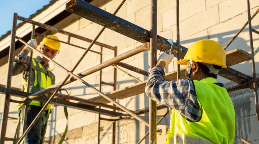 Expert flood damage restoration services in Leaf River, IL